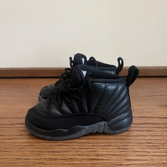Nike Retro Air Jordan 12 Utility Grind Kids Sneaker - Picture 5 of 12